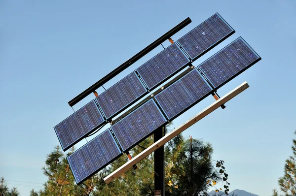 Панель возобновляемых источников солнечной энергии — стоковое фото