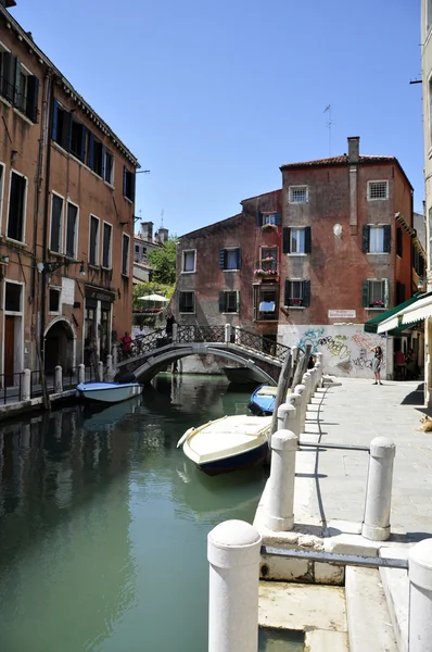 Pequeño canal veneciano — 图库照片