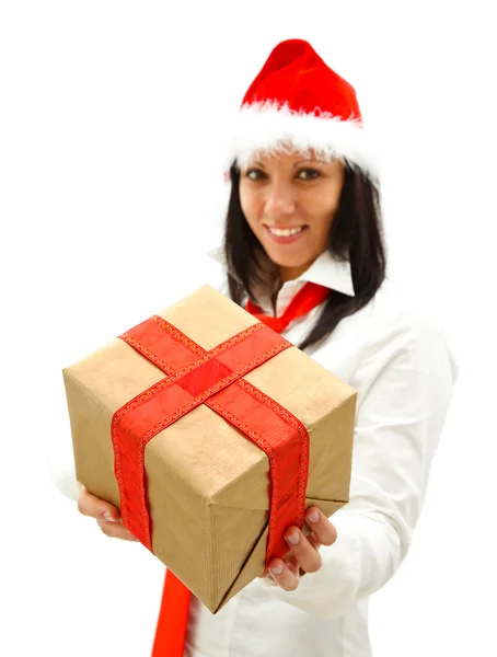 Jul kvinna med gåva — Stockfoto