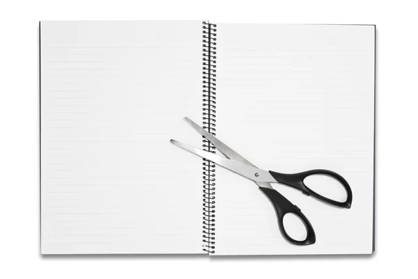 Puste notebook z scisscors na białym tle — Zdjęcie stockowe