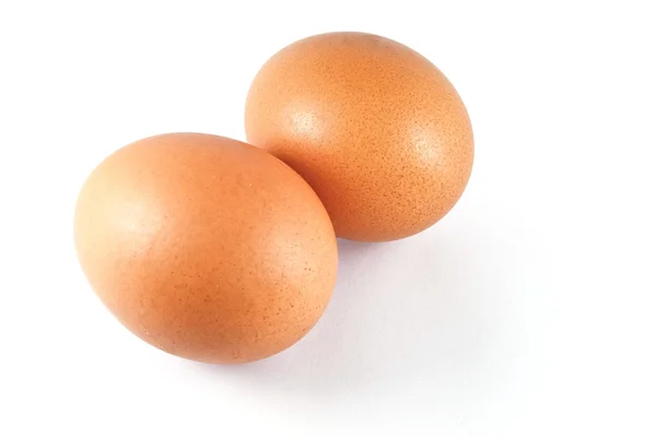Huevo fresco aislado sobre fondo blanco —  Fotos de Stock