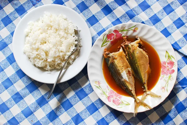 Rýže a makrely polévka asijský styl — Stock fotografie