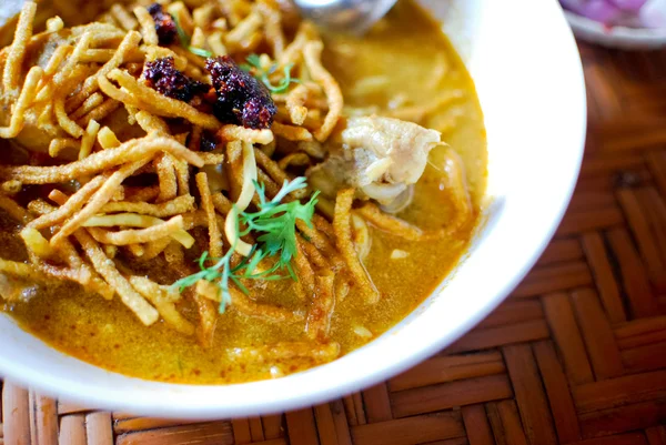 Thai style spicy soup noodle , khao soy — Stock Photo, Image