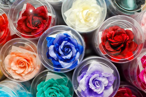 Kolorowy kwiat róży fałszywe — Zdjęcie stockowe