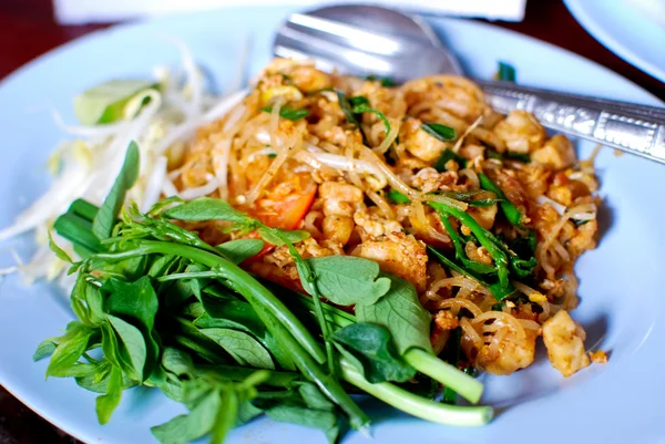Styl tajski makaron, pad thai — Zdjęcie stockowe