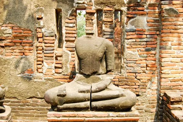 Ancient buddha stone statue — Stock Photo, Image