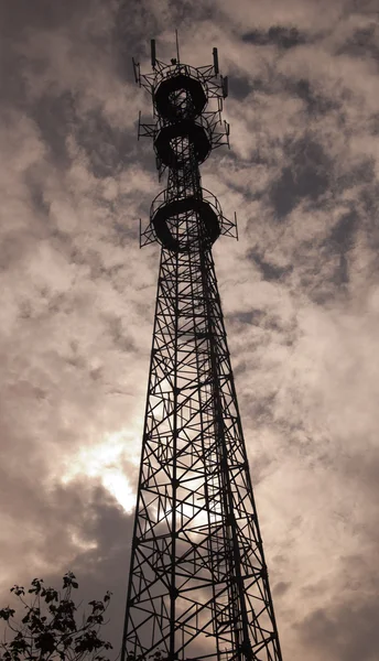 Komunikat sygnał wieża — Zdjęcie stockowe
