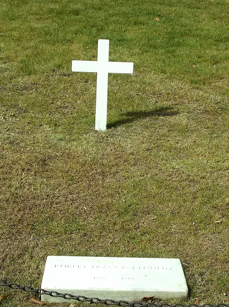 阿灵顿公墓坟墓的罗伯特 · 肯尼迪 2004年 — 图库照片