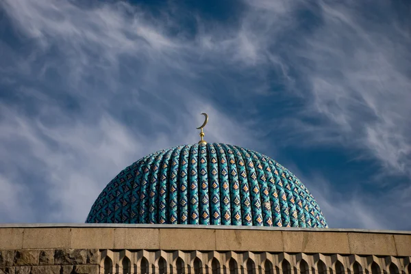 Stock image Fragment of mosque in S. Petersburg on sky with clouds backgroun