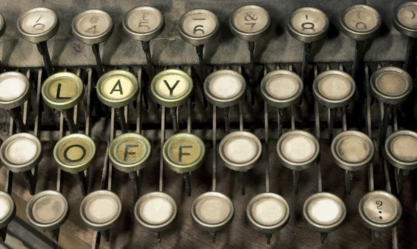 Ancienne machine à écrire, licencier du texte — Photo