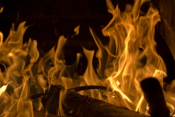 Потепление и подача огня — стоковое фото