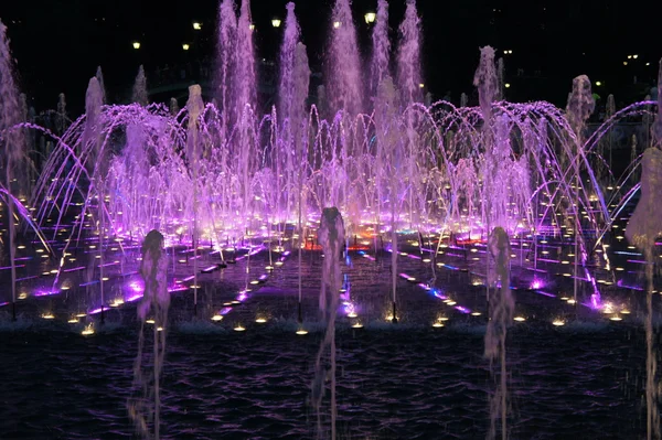 Різнокольорові фонтан Стокове Зображення