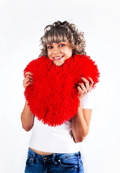 Fiatal gyönyörű lány tartja a szív, a szeretet, a Valentin-nap hol Stock Kép