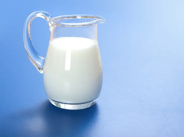 Jedno litrové mléko — Stock fotografie