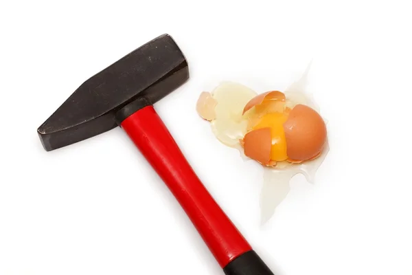 Kalapács repedt tojás — Stock Fotó