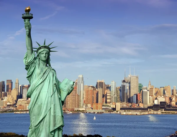Денне яскраве захоплення Нью-Йорка в центрі міста над Гюйсоном Стокове Фото