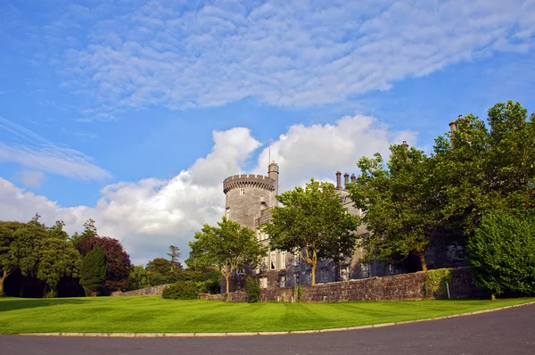Capture of vibrant irish castle in county clare — Stock Photo, Image