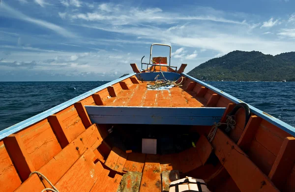 Longtail båt — Stockfoto