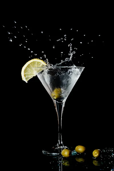 Vermú Cóctel Interior Copa Martini Sobre Fondo Oscuro — Foto de Stock