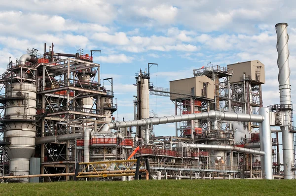Petrokemiskt raffinaderi växt — Stockfoto