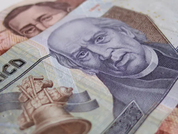 Close up of two mexican currency bills — Stock Photo, Image