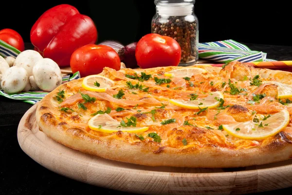 Pizza Salmone — Stock Photo, Image