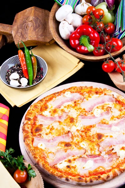 Pizza Caimac — Fotografia de Stock