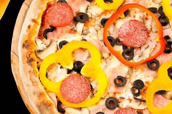 Tasty pizza, close-up — Stock Photo, Image