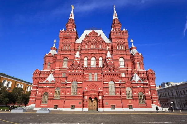 Historisch museum op het Rode plein, Moskou, Rusland — Stockfoto
