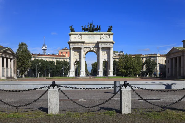 Arch of Peace in Sempione Park, Milan, Italy — Stock Photo, Image