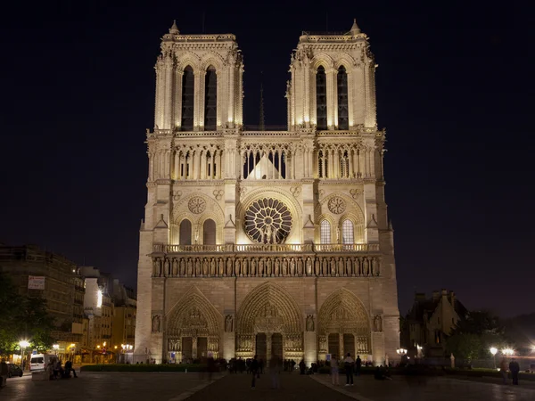 Notre Dame de Paris v noci, Francie — Stock fotografie