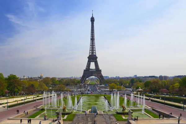 De Eiffeltoren, Parijs, Frankrijk — Stockfoto