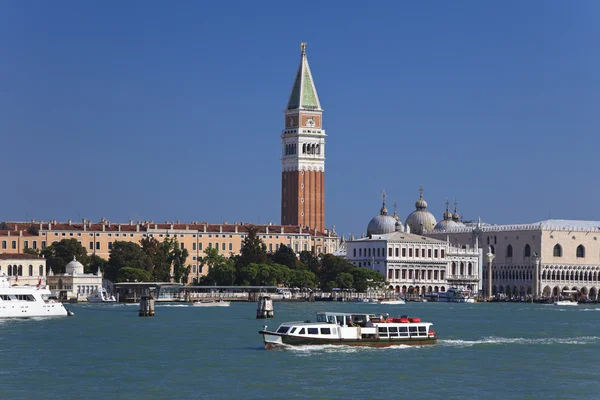 Visa från havet till Venedig, Italien — Stockfoto
