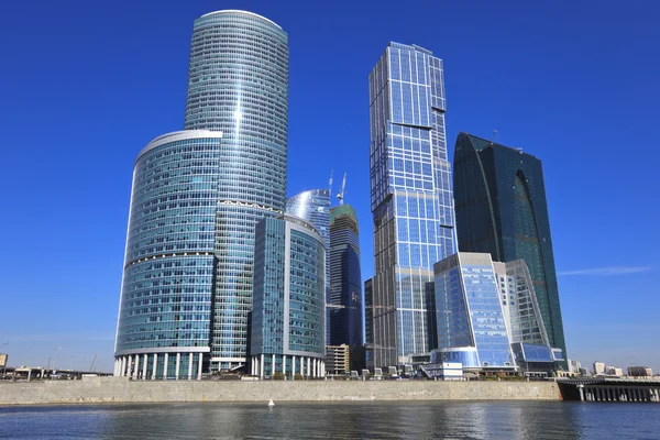 Panorame нового бізнес-центру в Москві — стокове фото