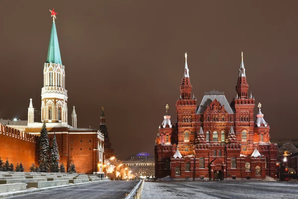 O museu histórico na Praça Vermelha, Moscou, Rússia — Fotografia de Stock