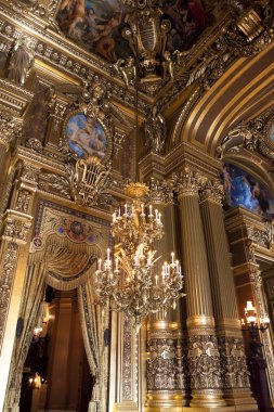 Saray veya opera garnier. Paris, Fransa.