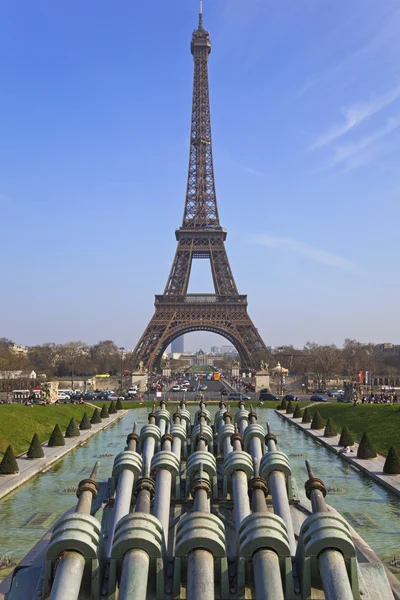 Torre Eiffel en París, Francia. —  Fotos de Stock