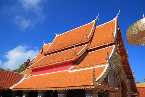 Dak van Boeddha kerk — Stockfoto