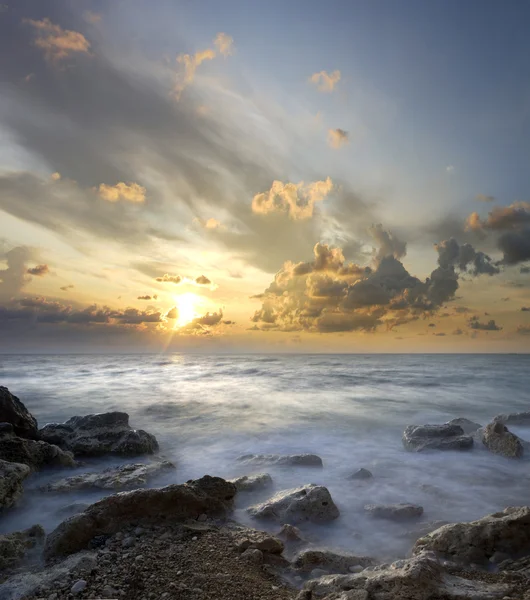 Закат Над Морем — стоковое фото