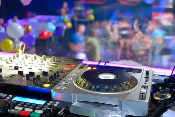 Κατάστρωμα του DJ — Φωτογραφία Αρχείου