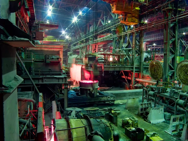 Metallurgische werken, industriële productieproces — Stockfoto