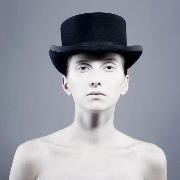 Woman in hat — Stock Photo, Image