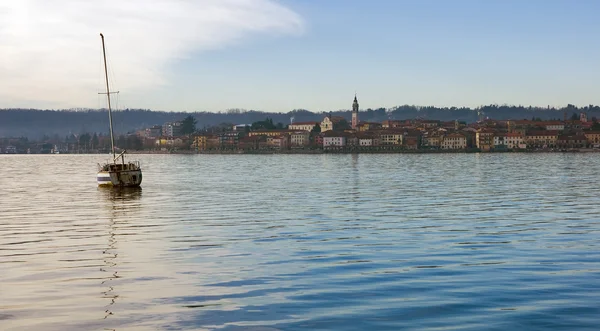 Como Gölü sabah, İtalya