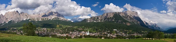 Cortina d 'Ampezzo — Foto de Stock