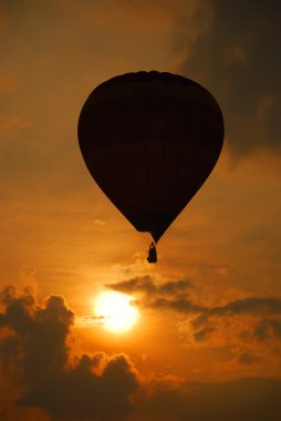 Hot ballon flying clipart