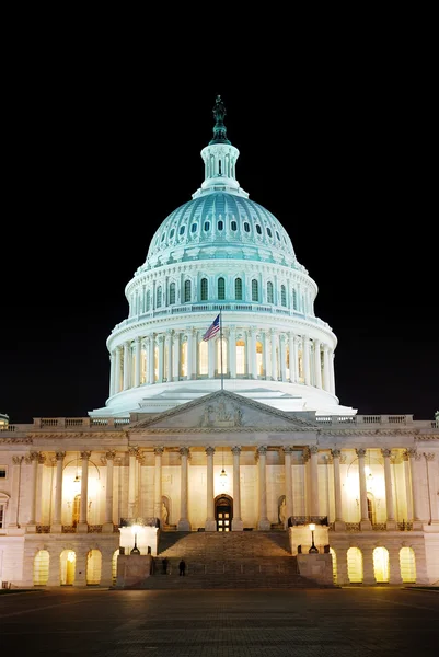 Capitol Hill Building illuminated at night, Washington DC — Stock Photo, Image