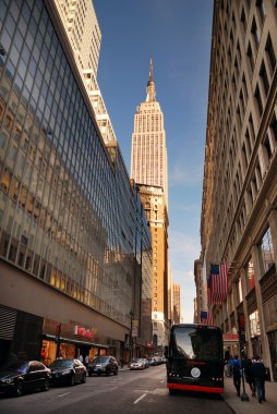 New York City Manhattan Fifth Avenue clipart