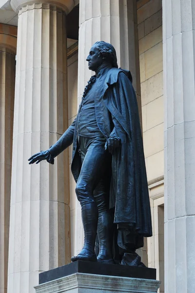 Джорджа Вашингтона статуя, Wall Street, Нью-Йорк — стокове фото