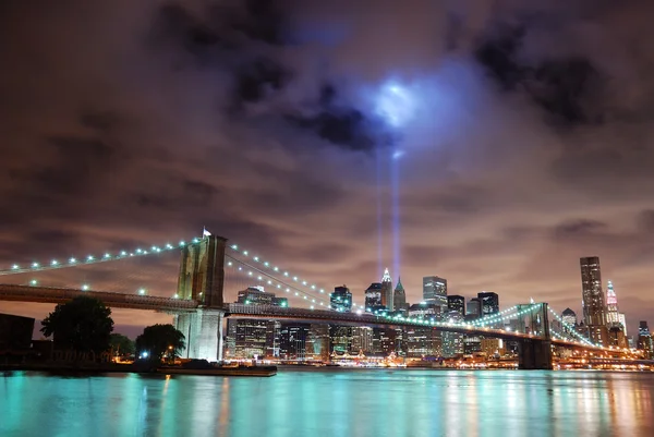 Panorama panoramę Nowego Jorku w nocy — Zdjęcie stockowe