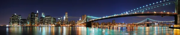 Brooklyn Köprüsü panorama new York'un Manhattan — Stok fotoğraf